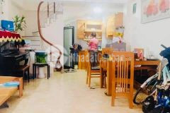 Bán nhà ô tô lùi trần cung, dt30m2, 7 tầng, mt 4,5m, hơn 3 tỷ.