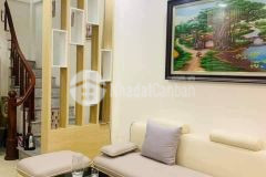 Nhà đẹp thạch bàn 50m2 giá dao động hơn 3 tỷ, chốt nhanh tay cầm ngay sổ đỏ