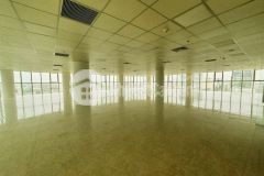 Cho thuê văn phòng đường nguyễn văn linh trống diện tích 437m2 mizuland.vn