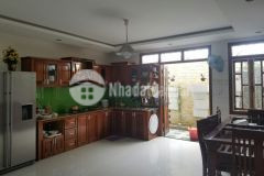 Bán nhà dòng tiền chùa hà, diện tích 56m2, 5 tầng, mặt tiền 3,5m, rẻ như cho với 4 tỷ.