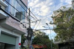 Bán nhà 3 tấmhẻm xe tải 8mnguyễn xíđầu hẻm là bxmđ63m212 tỷ