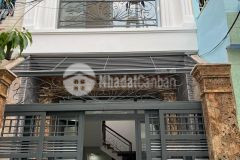 7,2 tỷ nhà mặt hẽm xe hơi 37m2 đường âu dương lân quận 8