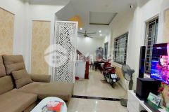 Bán nhà cổ linh long biên 5 tầng lô góc 40m ô tô đỗ cửa full nội thất