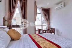 Cần bán gấp khách sạn 19 phòng đường phan chu trinh, phường 2. hướng tây nam.