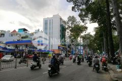 Mặt tiền trần hưng đạo ngang 8.5m khu vip q5 kinh doanh đỉnh của đỉnh giá tốt lh0793454805.