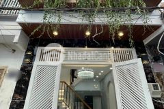 Nhà đẹp nơ trang long, 3.5 x 8m, 2 lầu, 3 tỷ 900 bớt, bình thạnh