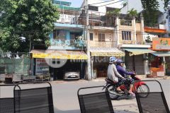 Bán nhà mặt tiền nơ trang long ngay nguyễn xí ngang 5m8 giá 14 tỷ