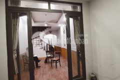 Bán nhà vũ tông phan 3 ngủ ở ngay ngõ 3 gác tránh xe máy ô tô vài bước chân