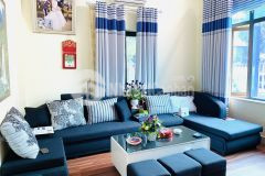 Bán nhà phố bồ đề,quận long biên 80m, 5 tầng. 4.3 tỷ. có sân vườn, gần ô tô.