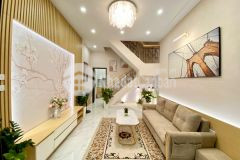 Bán nhà đẹp ở luôn ngõ 109 quan nhân 42m2 x 4 tầng giá 4,52 tỷ. lh 0912442669