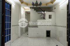 Bán gấp nhà lê văn lương, quận 7, 2 tầng, nở hậu tài lộc, giá chỉ 2 tỷ 8