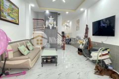 Chuyển công tác,bán gấp nhà lâm văn bền,q7,60m2,nhỉnh 6 tỷ.