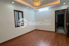 Bán nhà hoàng quốc việt, ở ngay, an sinh đỉnh, 47m2, 5 tầng, giá 6.5 tỷ.