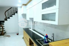 Bán nhà 15 ngõ 30 trung tiền khâm thiên ngõ to, cách phố 50m, dt 30m5 tầng4.05 tỷ