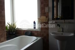 Cần bán căn hộ central garden. diện tích 76m 2pn 2wc.nằm ở vị trí trung tâm q1.