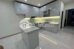 Bán nhà nguyễn văn cừ long biên, 52m 3 tầng mt 4m, ô tô đỗ cửa, 3.2 tỷ.