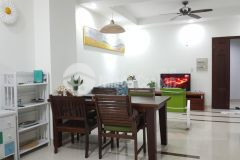 Cần bán gấp nhà hẻm 64 hòa bình 2,5 tầng kiên cố, vuông vức. dt 4x18