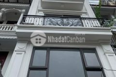 Bán nhà quận long biên 5 tầng, gara ô tô. giá 4.2 tỷ