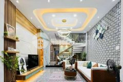 Vào ở ngay bán nhà 4 tầng đẹp tô hiến thành, q10, 82m2 5.3x15.5m, 9.5 tỷ