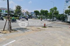 2 mt đường 30 4 và ngô tất tố, hải châu, dt 572m2