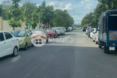 Bán nền đường d3 hồng loan 6a. hướng đông nam. giá 3 tỷ 400 triệu. lh 0837777411 gặp mr tín