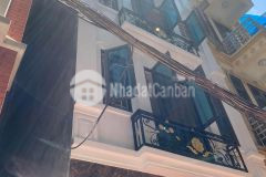 Nhà pl phùng chí kiên. 40mx5t. mt 4m. giá 6.45 tỷ. nhà mới xây chủ tặng nội thất cơ bản.