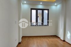 Cần bán nhà cầu giấy 35m, 4 tầng, nhà mới thoáng trước sau, an ninh tốt. giá chỉ 4 tỷ rưỡi