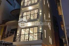 Chủ nhà cấn bán gấp trung tâm cầu giấynhà siêu rộng giá siêu mềm48m2, 5 tầng, full nội thất