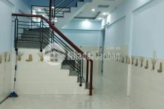 Bân nhà hxh huỳnh tấn phát quân7 sát mặt tiền.giá rẻ