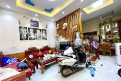 Bán nhà mới hồ tùng mậu 45m x 5 tầng, 4.5 tỷ, oto, gần phố, ở luôn