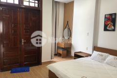 Bán nhà mới xây 3 tầng phố nguyễn văn linh, giá 6 tỷ.