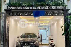 Võ văn dũng 8 tầng thang máy lung linh ô tô vào nhà đống đa