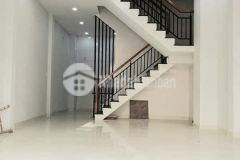 Bán nhà hxh đường cách mạng tháng tám, p13, quận 10, dt 4.67 x 7.17m, giá 8.8 tỷ