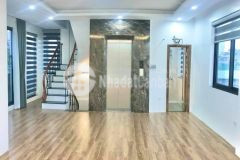 Gần phố kinh doanh thang máy lò đúc 56m x 7t x mt 8m, nhỉnh 8.9 tỷ. lh 0329561999.