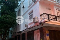 Nhà pl phùng chí kiên, gara oto. 40mx5t. giá 7.2 tỷ. chủ tặng nội thất. lh 0978948685.