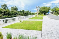 Em cần bán lô đất 114m6x19với lộ giới r16m,view sông thoáng mát, tiện kinh doanh buôn bán,shr