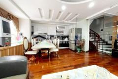 Bán nhà tại nguyễn khang 40m2 giá 4 tỷ. lh 0336.888.600