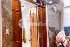 Nhà đẹp giải phóng hà nội ngõ nông mặt tiền rộng 35m 5 tầng 4,9 tỷ