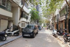 Bán nhà phân lô ô tô tránh q.cầu giấy 95m2 x 5t gara kinh doanh ở vip chỉ 1x tỷ