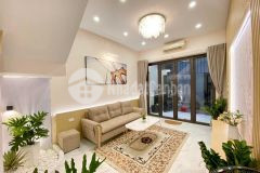 Lô góc nhà đẹp mễ trì thượng, 45m, 4 tầng, mt4m, ô tô, kd, nhỉnh 5 tỷ. lh 0975124520.