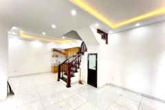 Giảm 300tr, bán gấp nhà 40mx4 tầng, 4pn văn phú hà đông, sát ô tô, kd nhỉnh 3 tỷ.