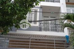 Giáp q.1sát mặt tiền 5tầng 80m2 giá tôt.