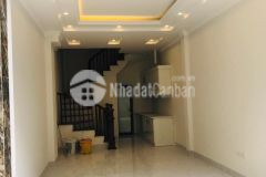 Bán gấp nhà đức giang long biên 5 tầng, 4 tỉ, mới đẹp, oto ngủ trong nhà