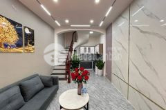 Bán nhà trần phú, hà đông, 32m, 5 tầng, ngõ thông, ô tô đỗ cửa, nhỉnh 3 tỷ. lh 0975124520.