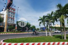 13,5 tỷ diện tích 135m2 nhà mặt phố nguyễn tri phương.