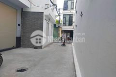 Nhỉnh 2 tỷ có nhà 3 tầng tại nguyễn văn cừ long biên