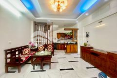 Bán nhà mặt phố cự lộc, thanh xuân, 40 m2, 5 tầng, ô tô tránh, nhỉnh 6 tỷ.