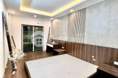 Nhà ở lạc long quân cầu giấy.dt33m2, 5 tầng mới đẹp long lanh.lhe0972475705