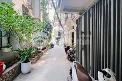 Cần bán nhà hào nam, đê la thành, 33m, 4t, mt4m, 10m ô tô. tt đống đa