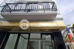 Bán nhà giải phóng, hoàng mai. 30m, 5t, 3.8m, 3.85 tỷ. nhà mới, cách 10m oto đỗ